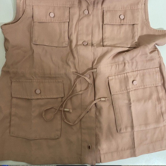 Francescas Utility vest - Picture 6 of 6